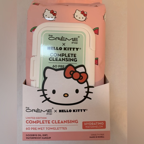Hello Kitty Socks & Towelettes Bundle - Picture 2 of 8
